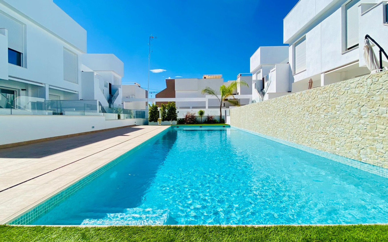 Apartment - New Build - Pilar de la Horadada - BH-78308