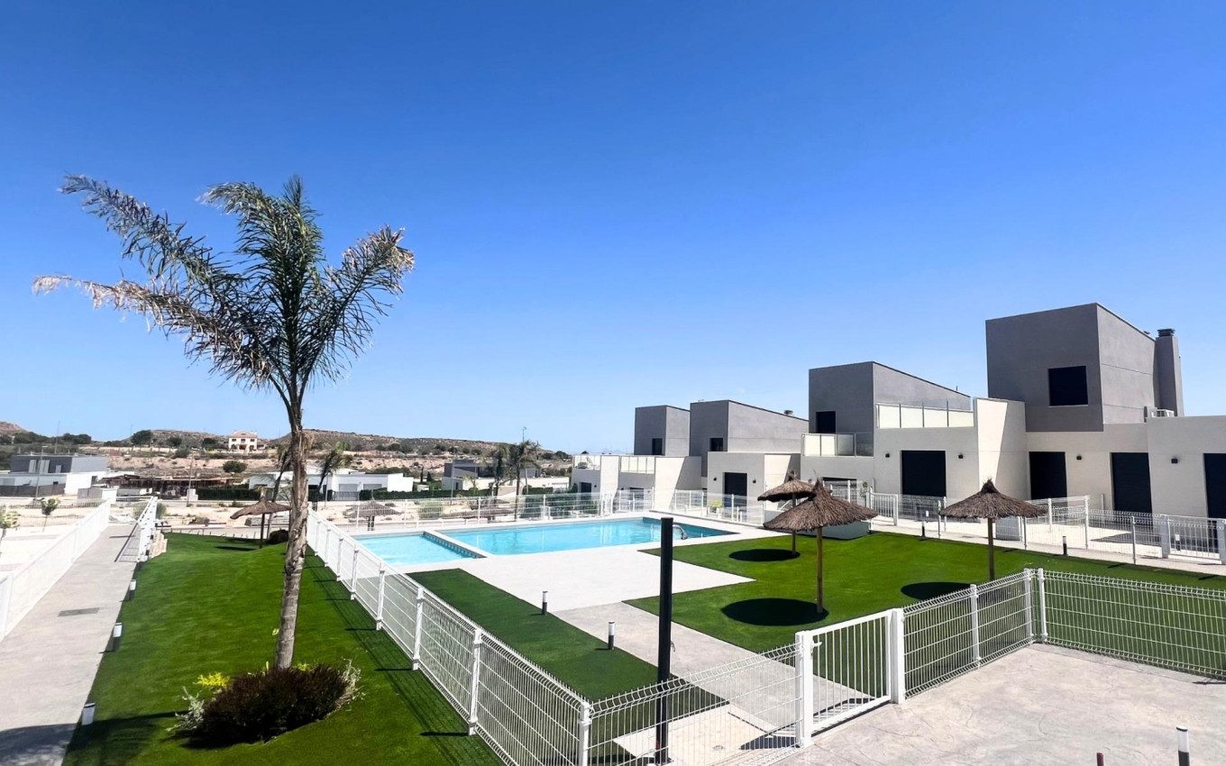 New Build - Town House - BAÑOS Y MENDIGO - Altaona Golf