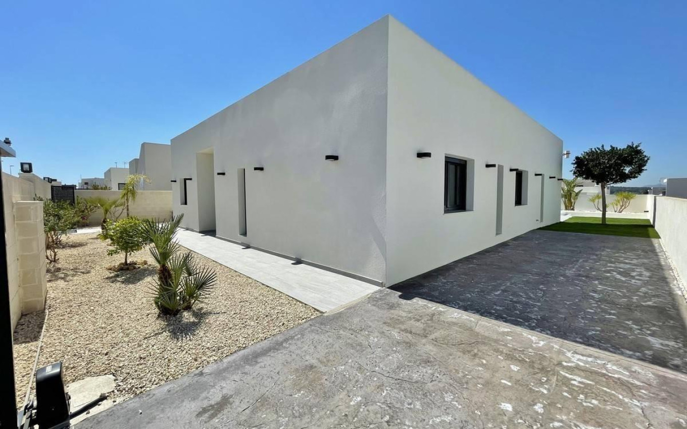 Nouvelle construction - Villa - Rafal - polideportivo