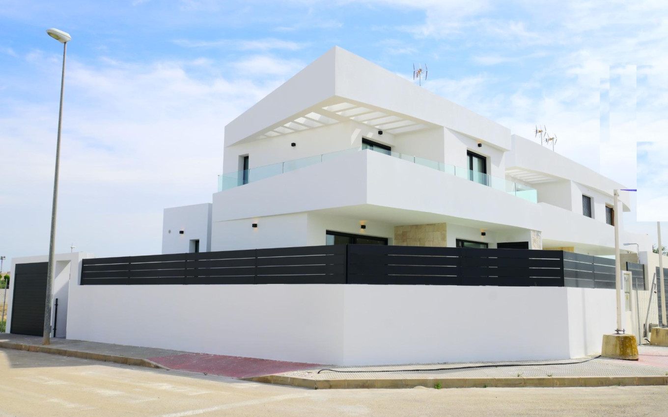 Obra Nueva - Villa - Dolores - polideportivo