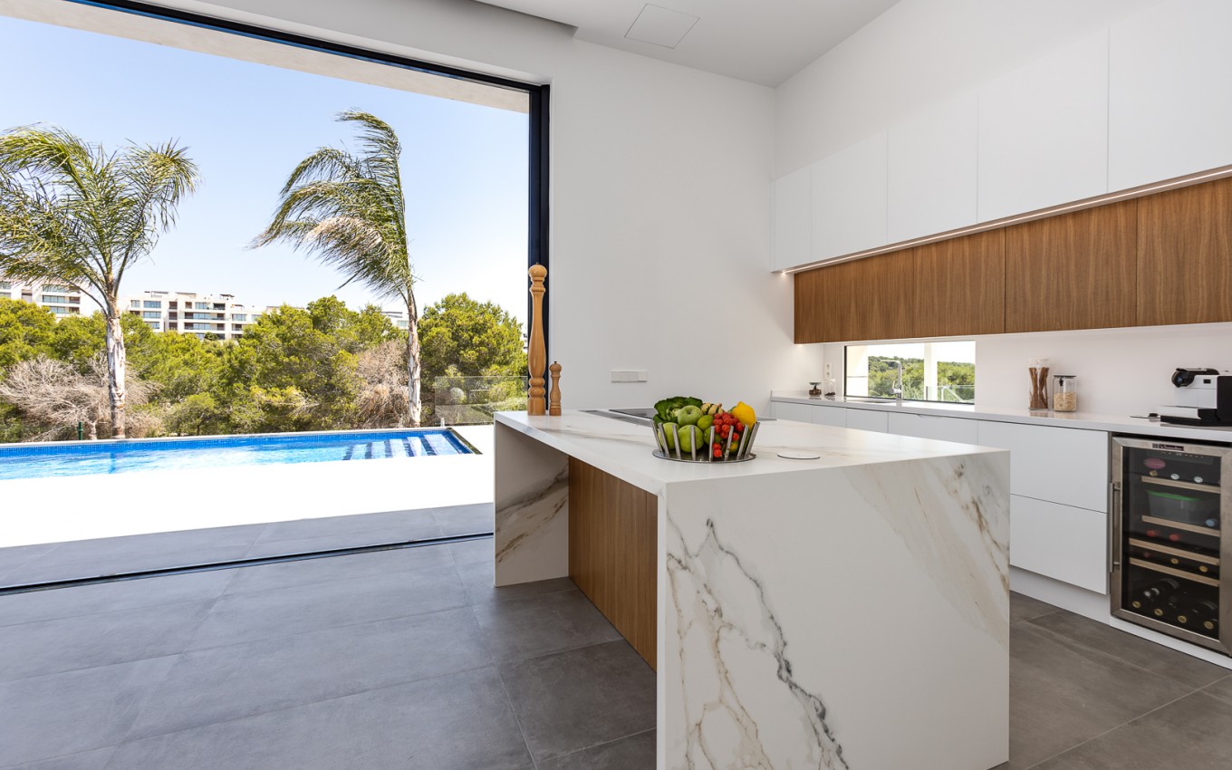 Obra Nueva - Villa - San Miguel de Salinas - Las Colinas Golf & Country Club