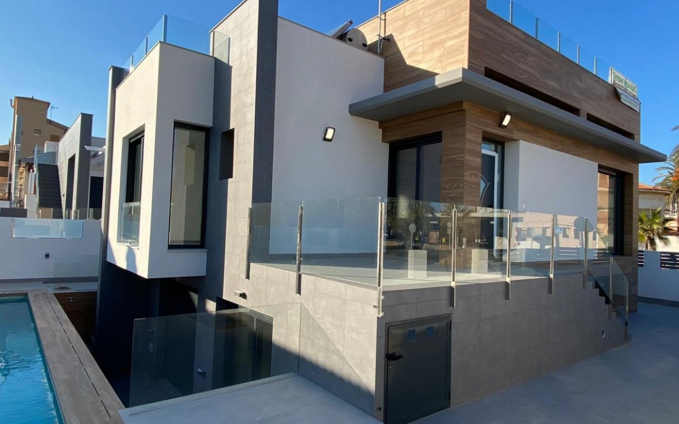 Obra Nueva - Villa - Torrevieja - La Mata pueblo