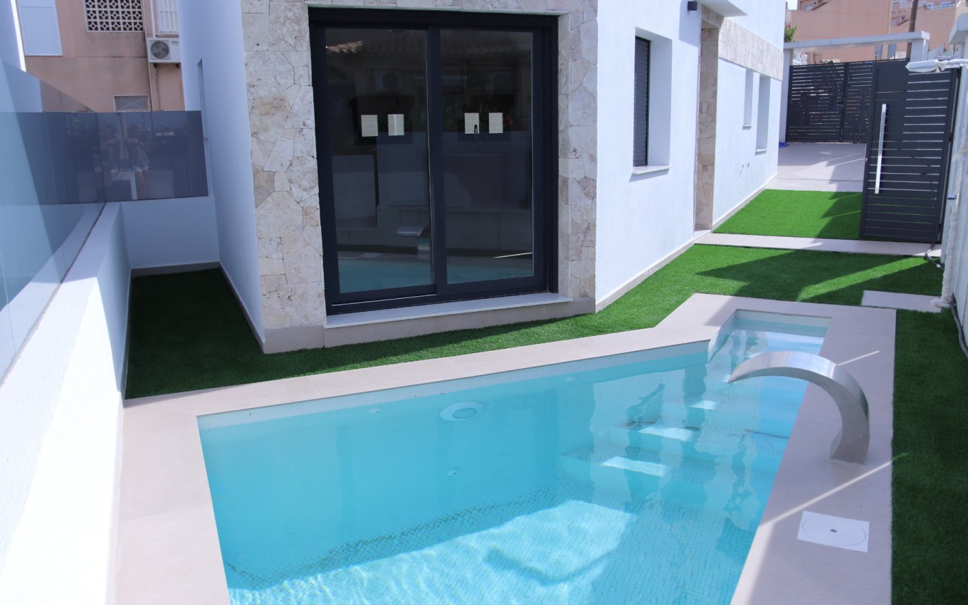 Obra Nueva - Villa - Torrevieja - La Mata