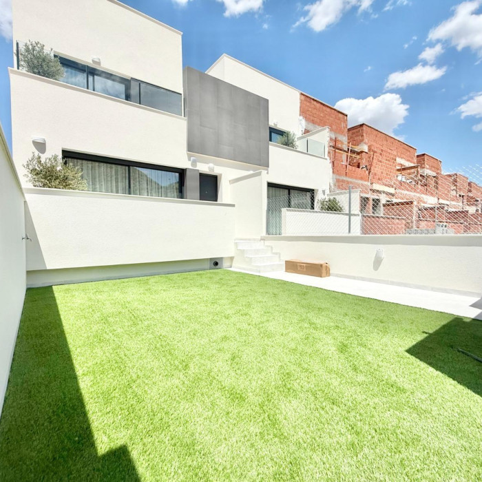 Town House - New Build - Cox - San Fernando