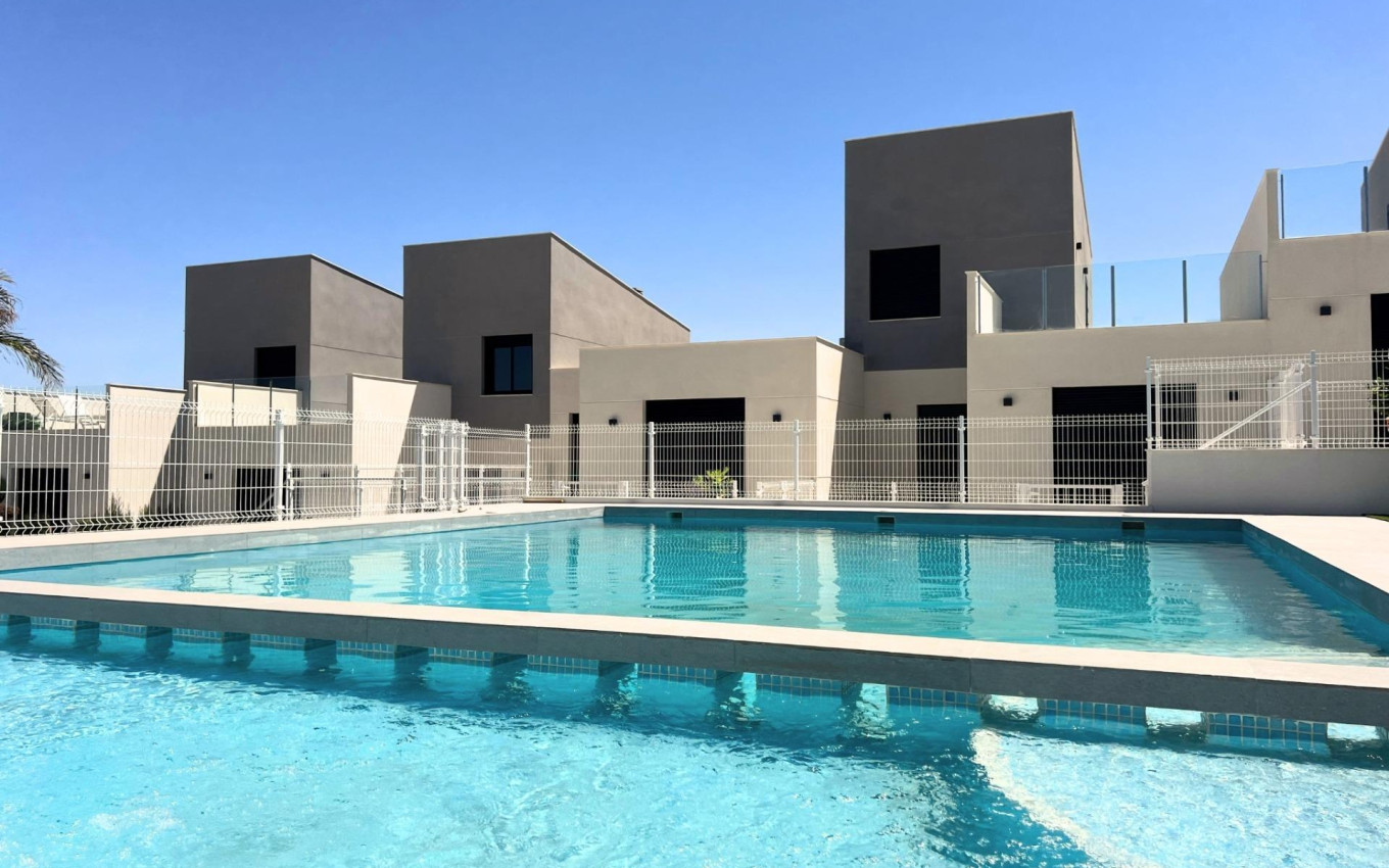 Town House - Nouvelle construction - BAÑOS Y MENDIGO - BH-20968